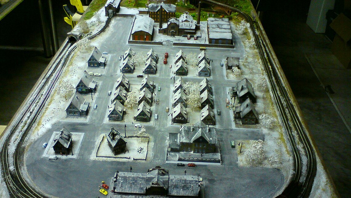 charlie and the chocolate factory scale model